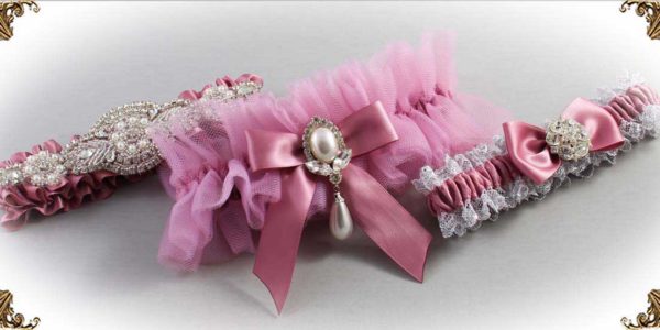 Pink-Wedding-Garters_Rosy-Mauve-Wedding-Garter-165-Bridal-Garters-Prom Garters- Custom Wedding garters Linda Joyce Couture
