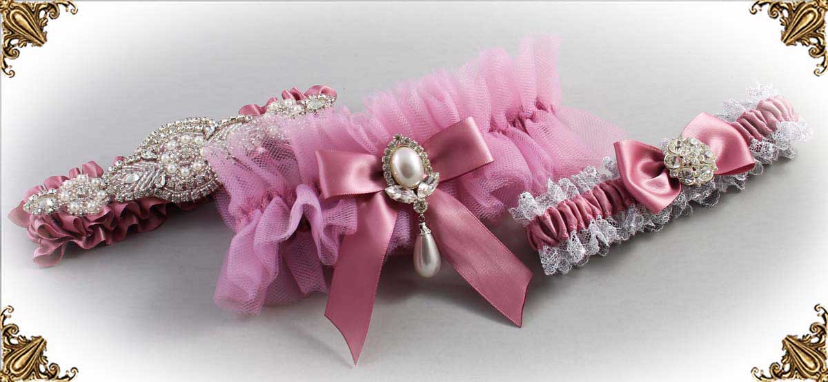 Pink-Wedding-Garters_Rosy-Mauve-Wedding-Garter-165