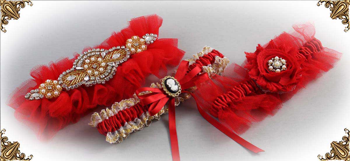 Shop-by-Color_Red-Wedding-Garters