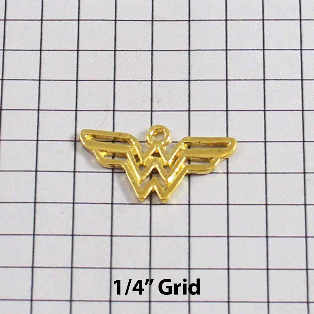 Wonder Woman Wedding Garter / DC Comics / Superhero - Charm-264 / Wedding Garters / Bridal Garter / Prom Garter / Linda Joyce Couture