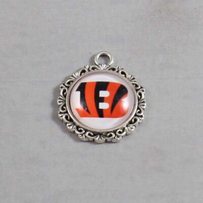 Cincinnati Bengals Wedding Garter / NFL / Football - Charm-271 / Wedding Garters / Bridal Garter / Prom Garter / Linda Joyce Couture