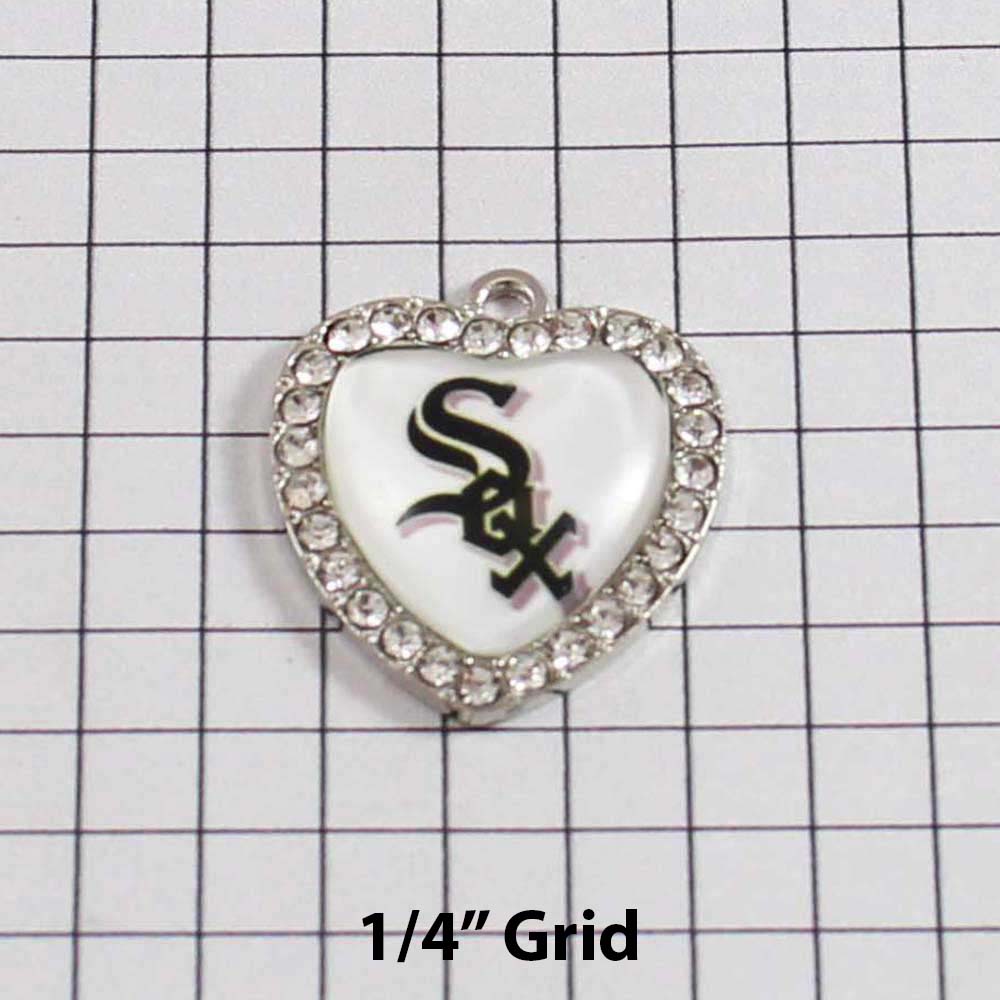 Chicago White Sox Wedding Garter / MLB / Baseball - Charm-511 / Wedding Garters / Bridal Garter / Prom Garter / Linda Joyce Couture