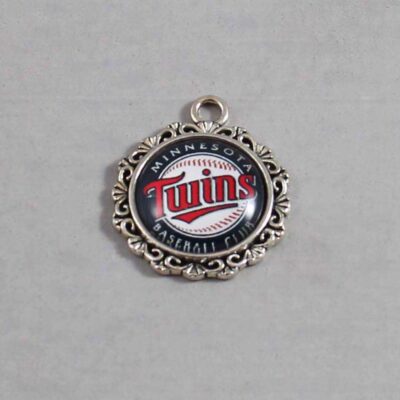 Minnesota Twins Wedding Garter / MLB / Baseball - Charm-533 / Wedding Garters / Bridal Garter / Prom Garter / Linda Joyce Couture