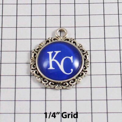 Kansas City Royals Wedding Garter / MLB / Baseball - Charm-546 / Wedding Garters / Bridal Garter / Prom Garter / Linda Joyce Couture