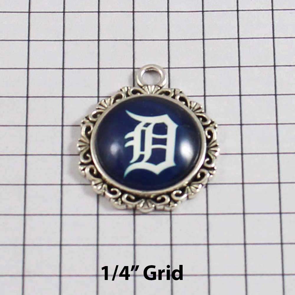 Detroit Tigers Wedding Garter / MLB / Baseball - Charm-570 / Wedding Garters / Bridal Garter / Prom Garter / Linda Joyce Couture