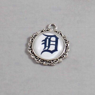 Detroit Tigers Wedding Garter / MLB / Baseball - Charm-581 / Wedding Garters / Bridal Garter / Prom Garter / Linda Joyce Couture