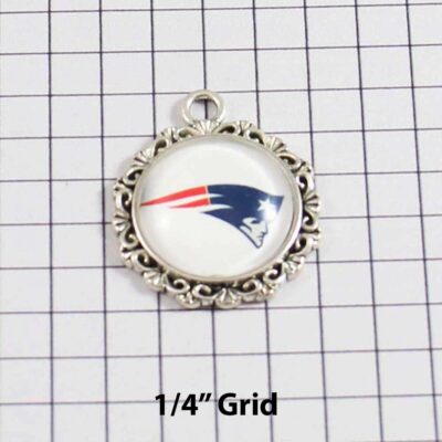 New England Patriots Wedding Garter / NFL / Football - Charm-617 / Wedding Garters / Bridal Garter / Prom Garter / Linda Joyce Couture