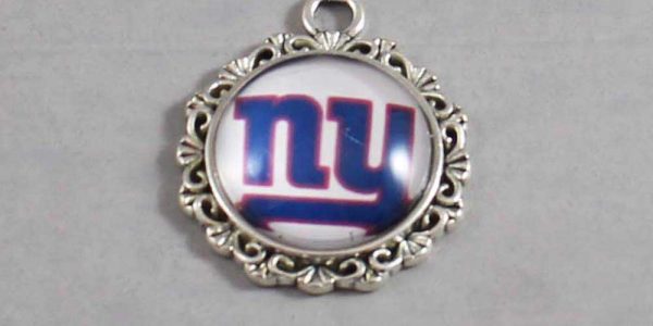 New York Giants Wedding Garter / NFL / Football - Charm-619 / Wedding Garters / Bridal Garter / Prom Garter / Linda Joyce Couture