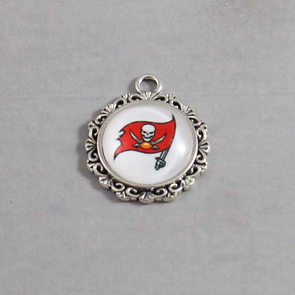 Tampa Bay Buccaneers Wedding Garter / NFL / Football - Charm-632 / Wedding Garters / Bridal Garter / Prom Garter / Linda Joyce Couture