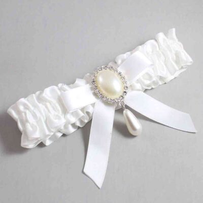 White Satin Wedding Garter / White Wedding Garters / Wedding Garter / Custom Wedding Garter / Bridal Garter / Prom Garter / Linda Joyce Couture / Personalized Garter / Personalized Wedding Garter / Personalized Prom Garter