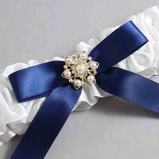 White and Navy Blue Satin Wedding Garter / White Wedding Garters / Wedding Garter / Custom Wedding Garter / Bridal Garter / Prom Garter / Linda Joyce Couture / Personalized Garter / Personalized Wedding Garter / Personalized Prom Garter White and Navy Blue Satin Wedding Garter / White Wedding Garters / Wedding Garter / Custom Wedding Garter / Bridal Garter / Prom Garter / Linda Joyce Couture / Personalized Garter / Personalized Wedding Garter / Personalized Prom Garter