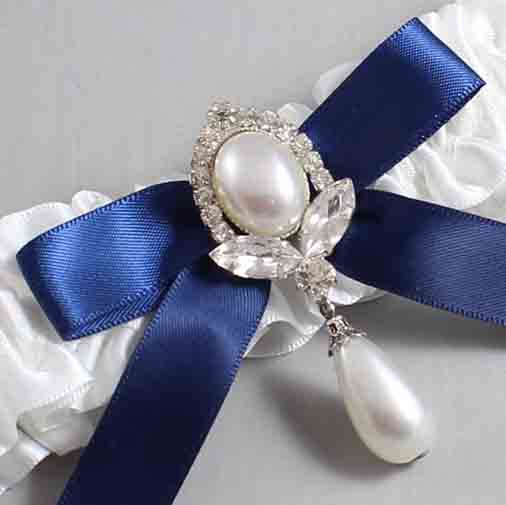 White and Navy Blue Satin Wedding Garter / White Wedding Garters / Wedding Garter / Custom Wedding Garter / Bridal Garter / Prom Garter / Linda Joyce Couture / Personalized Garter / Personalized Wedding Garter / Personalized Prom Garter White and Navy Blue Satin Wedding Garter / White Wedding Garters / Wedding Garter / Custom Wedding Garter / Bridal Garter / Prom Garter / Linda Joyce Couture / Personalized Garter / Personalized Wedding Garter / Personalized Prom Garter