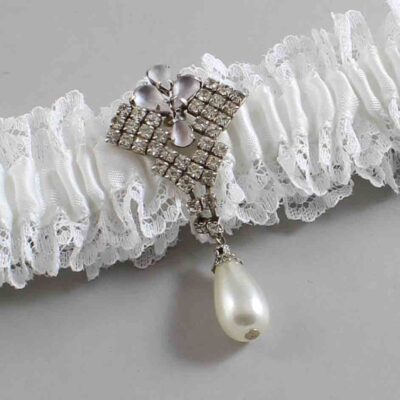 White Lace Wedding Garter / Solid White Wedding Garters / Wedding Garter / Custom Wedding Garter / Bridal Garter / Prom Garter / Linda Joyce Couture / Personalized Garter / Personalized Wedding Garter / Personalized Prom Garter
