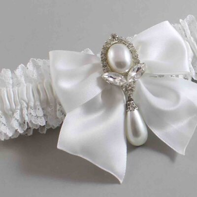 White Lace Wedding Garter / Solid White Wedding Garters / Wedding Garter / Custom Wedding Garter / Bridal Garter / Prom Garter / Linda Joyce Couture / Personalized Garter / Personalized Wedding Garter / Personalized Prom Garter