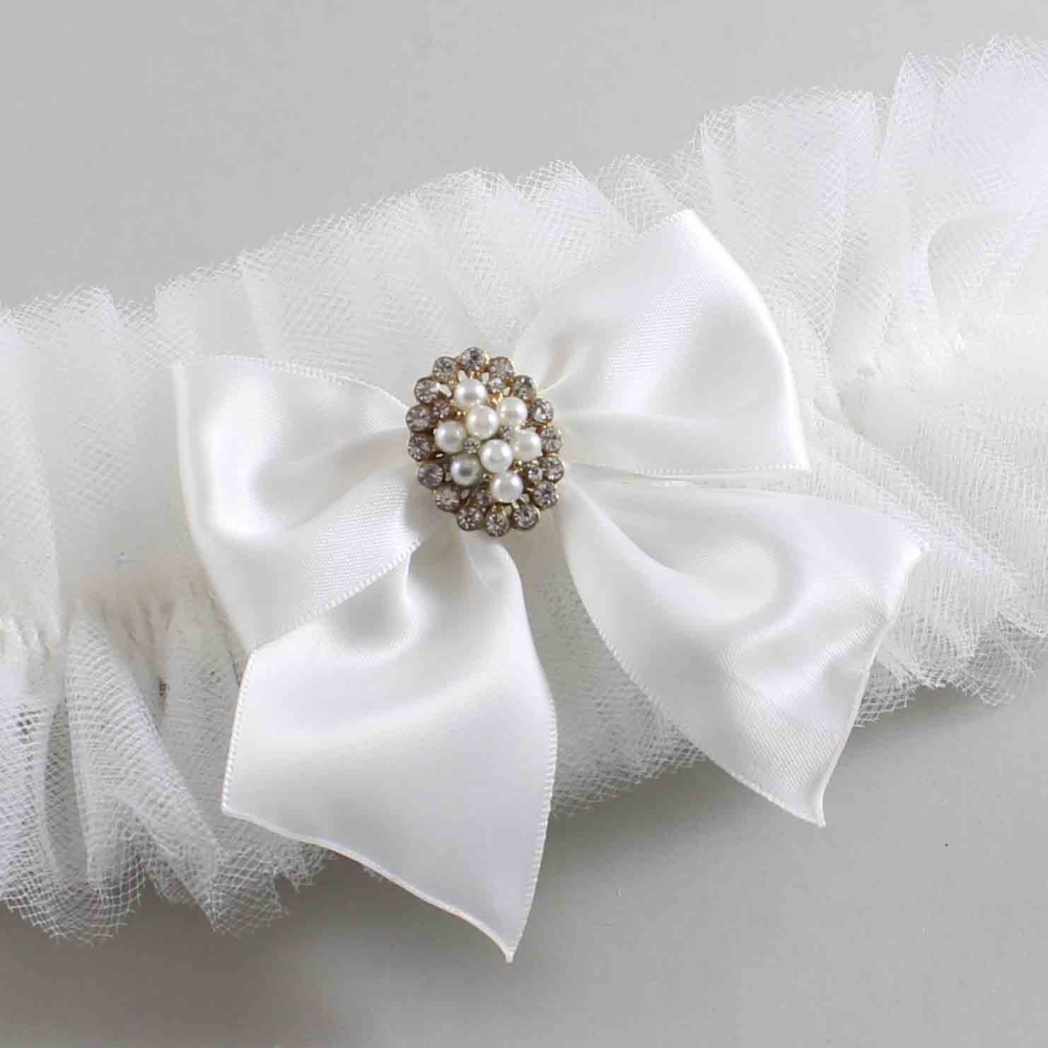 Solid White Tulle Wedding Garter / Solid White Wedding Garters/ Wedding Garter / Custom Wedding Garter / Bridal Garter / Prom Garter / Linda Joyce Couture / Personalized Garter / Personalized Wedding Garter / Personalized Prom Garter Solid White Tulle Wedding Garter / Solid White Wedding Garters/ Wedding Garter / Custom Wedding Garter / Bridal Garter / Prom Garter / Linda Joyce Couture / Personalized Garter / Personalized Wedding Garter / Personalized Prom Garter