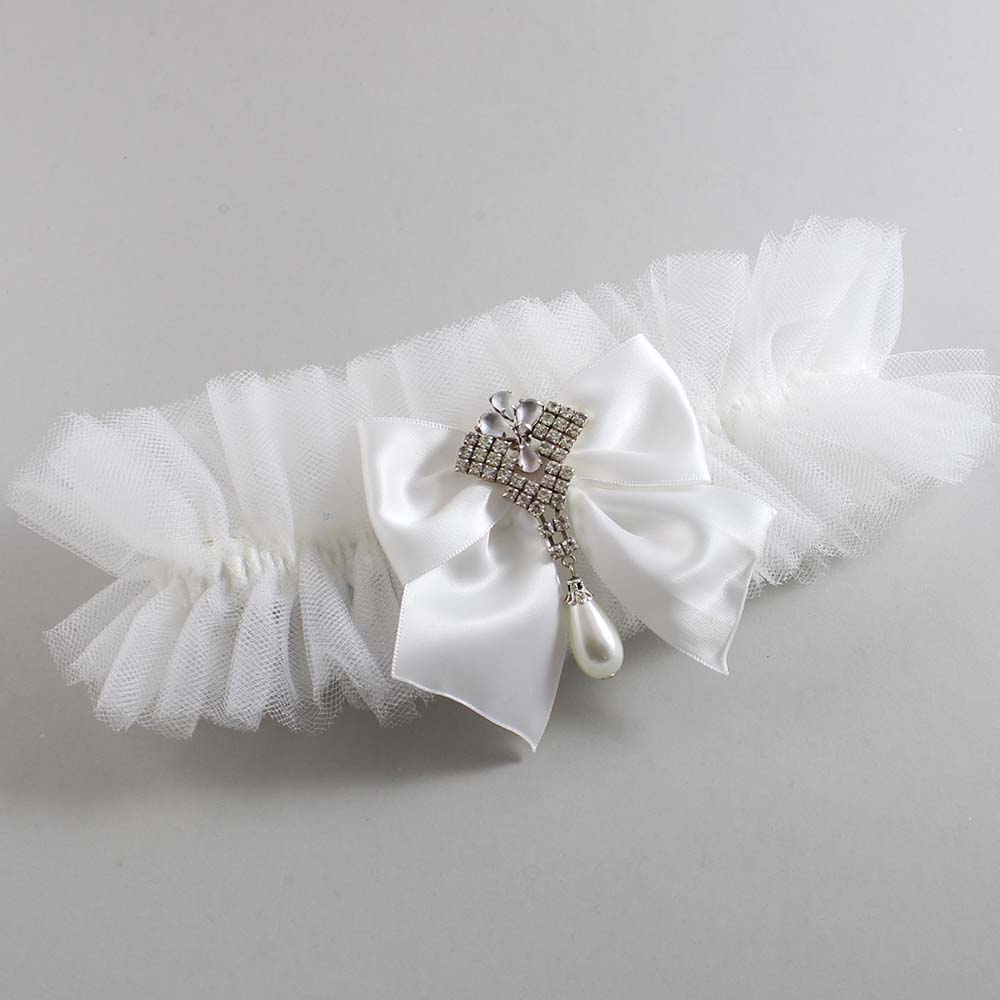 Solid White Tulle Wedding Garter / Solid White Wedding Garters/ Wedding Garter / Custom Wedding Garter / Bridal Garter / Prom Garter / Linda Joyce Couture / Personalized Garter / Personalized Wedding Garter / Personalized Prom Garter Solid White Tulle Wedding Garter / Solid White Wedding Garters/ Wedding Garter / Custom Wedding Garter / Bridal Garter / Prom Garter / Linda Joyce Couture / Personalized Garter / Personalized Wedding Garter / Personalized Prom Garter