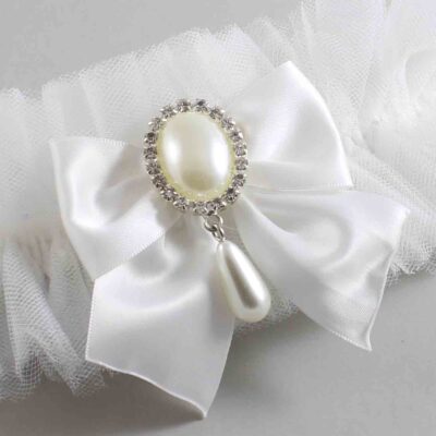Solid White Tulle Wedding Garter / Solid White Wedding Garters/  Wedding Garter / Custom Wedding Garter / Bridal Garter / Prom Garter / Linda Joyce Couture / Personalized Garter / Personalized Wedding Garter / Personalized Prom Garter