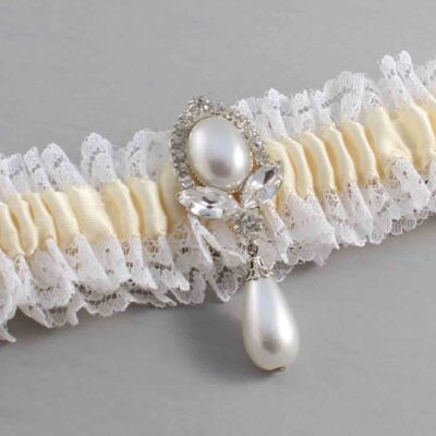 Ivory and White Lace and White Lace Wedding Garter / Ivory and White Wedding Garters / Wedding Garter / Custom Wedding Garter / Bridal Garter / Prom Garter / Linda Joyce Couture / Personalized Garter / Personalized Wedding Garter / Personalized Prom Garter