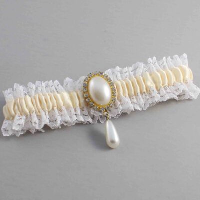 Ivory and White Lace and White Lace Wedding Garter / Ivory and White Wedding Garters / Wedding Garter / Custom Wedding Garter / Bridal Garter / Prom Garter / Linda Joyce Couture / Personalized Garter / Personalized Wedding Garter / Personalized Prom Garter
