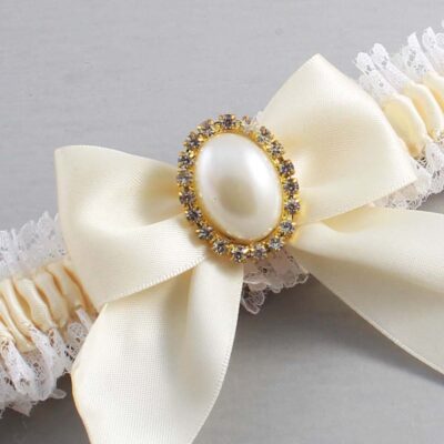 Ivory and White Lace Wedding Garter / Ivory and White Wedding Garters / Wedding Garter / Custom Wedding Garter / Bridal Garter / Prom Garter / Linda Joyce Couture / Personalized Garter / Personalized Wedding Garter / Personalized Prom Garter