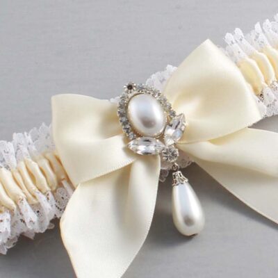 Ivory and White Lace Wedding Garter / Ivory and White Wedding Garters / Wedding Garter / Custom Wedding Garter / Bridal Garter / Prom Garter / Linda Joyce Couture / Personalized Garter / Personalized Wedding Garter / Personalized Prom Garter