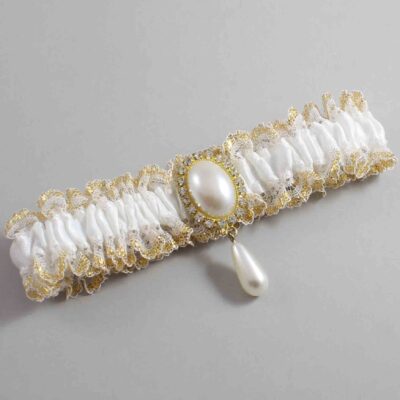 White and Gold Metallic Lace Wedding Garter / White and Gold Wedding Garters / Wedding Garter / Custom Wedding Garter / Bridal Garter / Prom Garter / Linda Joyce Couture / Personalized Garter / Personalized Wedding Garter / Personalized Prom Garter