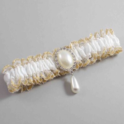 White and Gold Metallic Lace Wedding Garter / White and Gold Wedding Garters / Wedding Garter / Custom Wedding Garter / Bridal Garter / Prom Garter / Linda Joyce Couture / Personalized Garter / Personalized Wedding Garter / Personalized Prom Garter